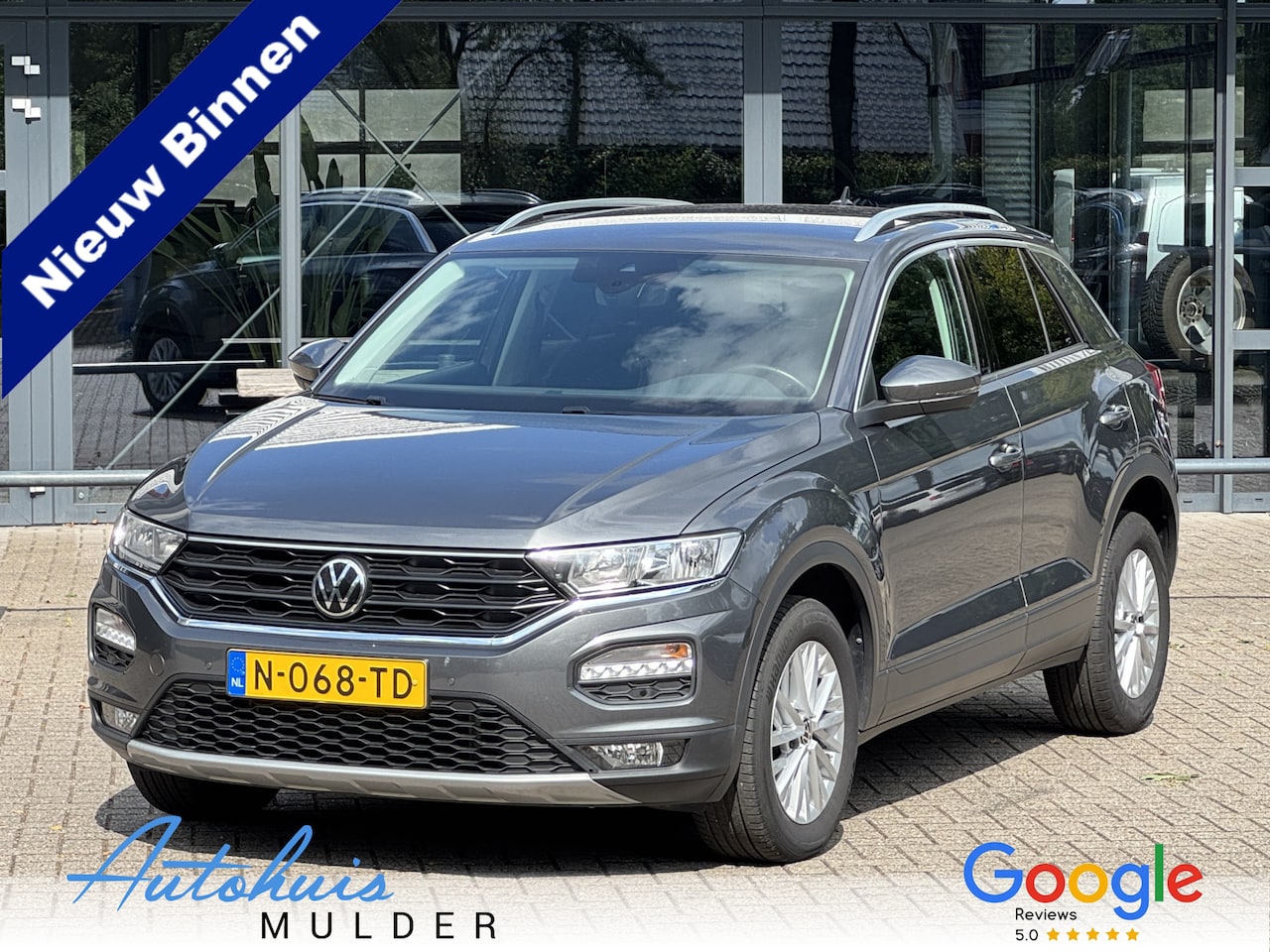 Volkswagen T-Roc - 1.0 TSI Style Navigatie/Cruise/Apple/Andriod/PDC/Climate - AutoWereld.nl