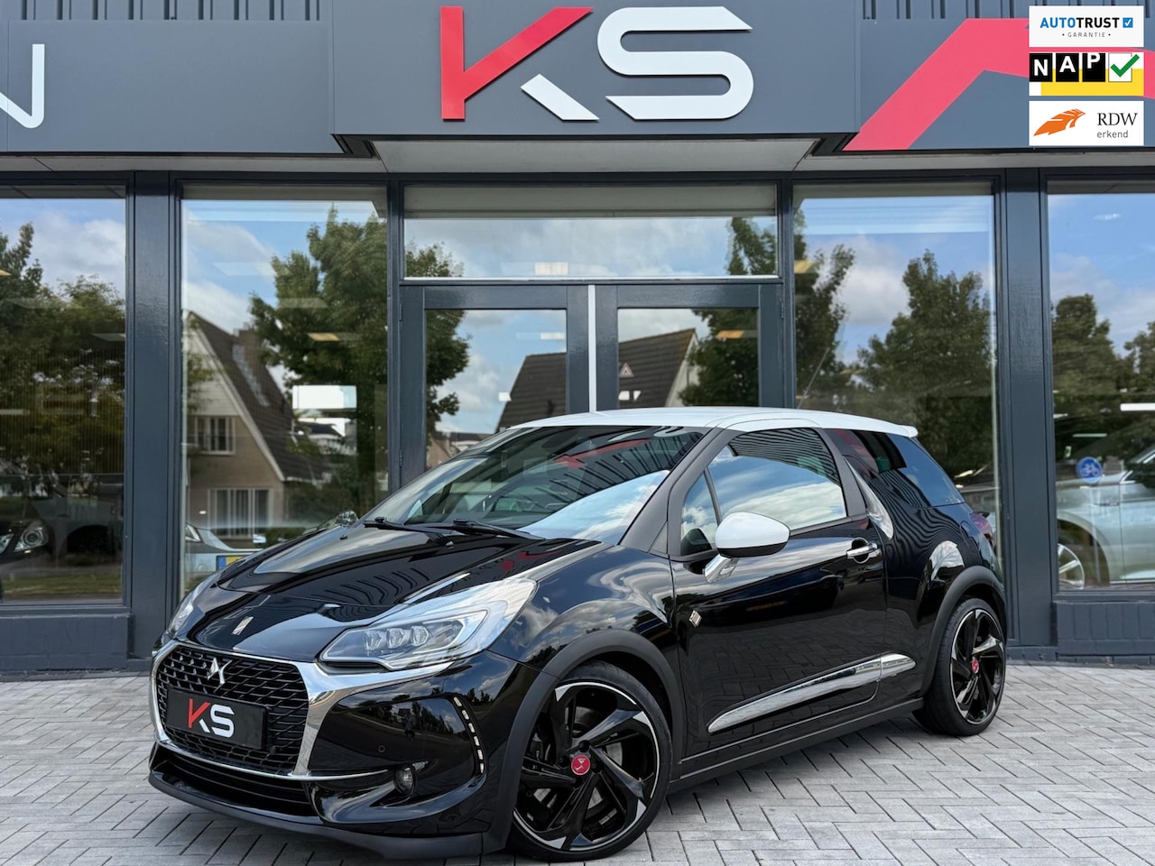 DS 3 - 1.6 Performance 208PK Navi Carplay Led Camera - AutoWereld.nl