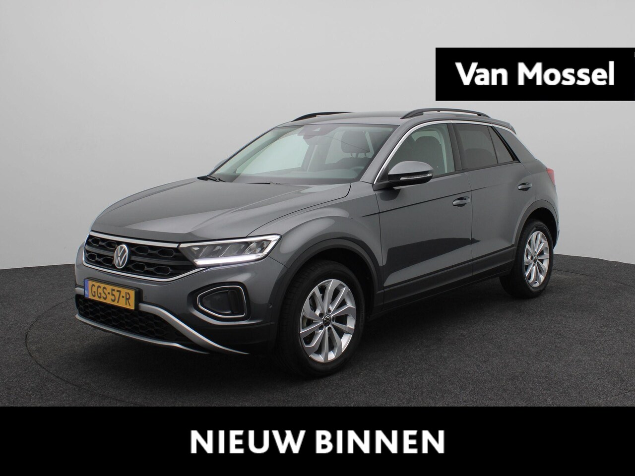 Volkswagen T-Roc - 1.0 TSI Life Edition | 17 inch velgen | Keyless entry/start | Achteruitrijcamera | Buitens - AutoWereld.nl
