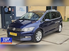 Volkswagen Touran - 1.2 TSI Highline 7p New APK NAP auto