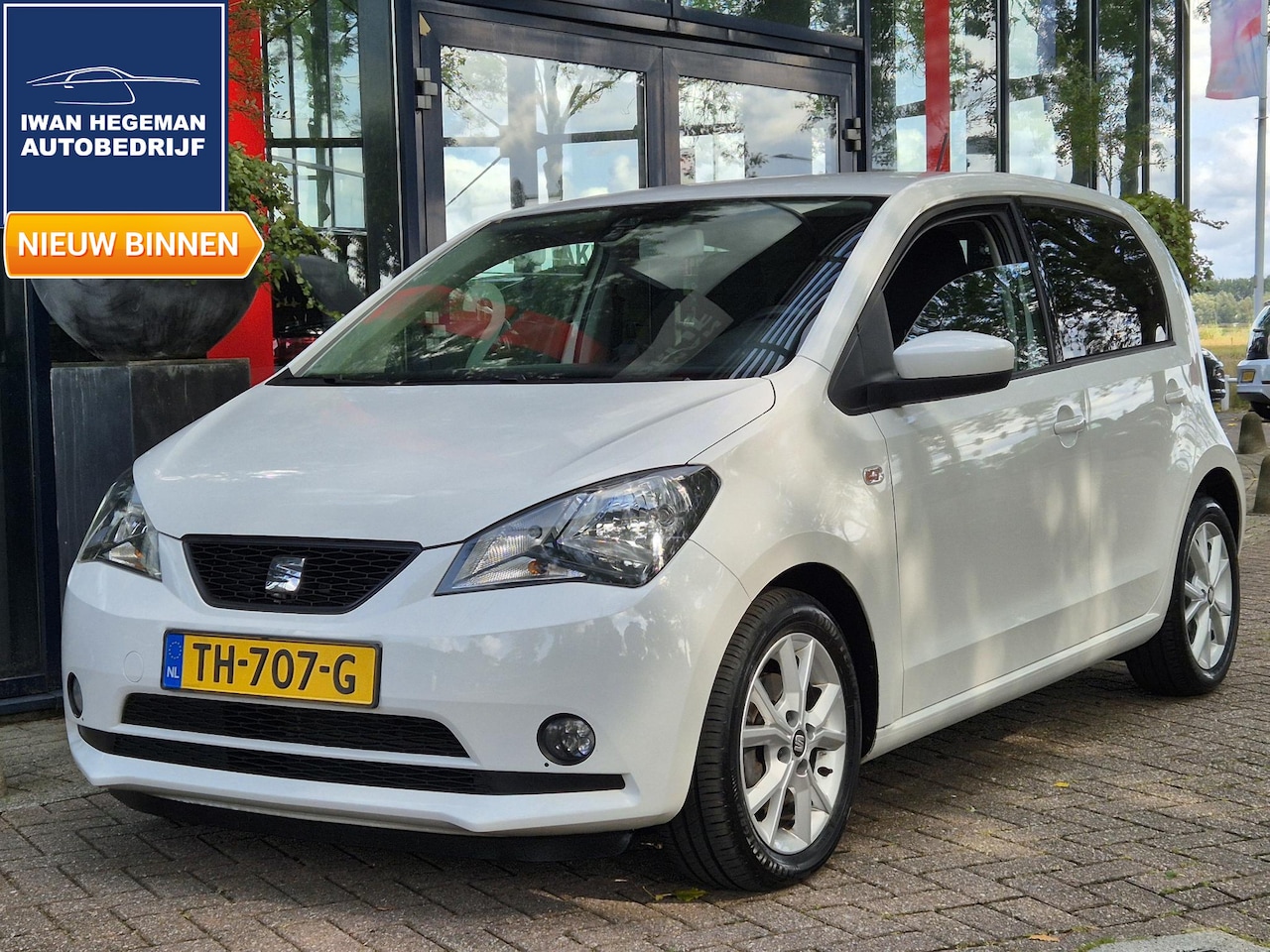 SEAT Mii - 1.0 Sport Intense | Airco | Cruise Control | Parkeersensoren | Licht metalen velgen | Blue - AutoWereld.nl