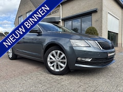 Skoda Octavia Combi - 1.0 TSI Greentech Ambition Business Carplay / Navigatie / Stoelverwarming