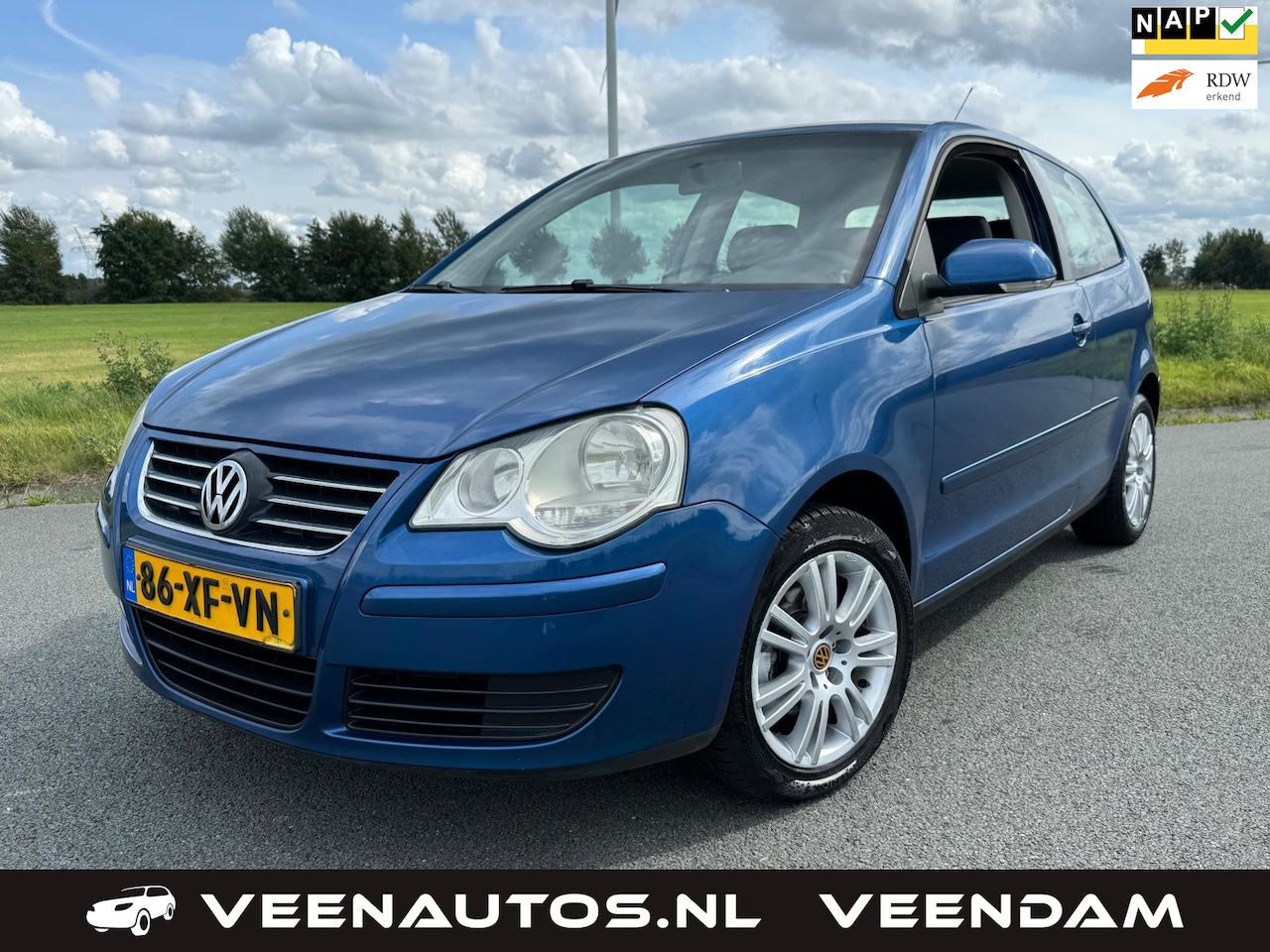Volkswagen Polo - 1.4-16V Optive Airco Cruise - AutoWereld.nl