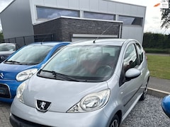 Peugeot 107 - 1.0-12V XS Urban Move