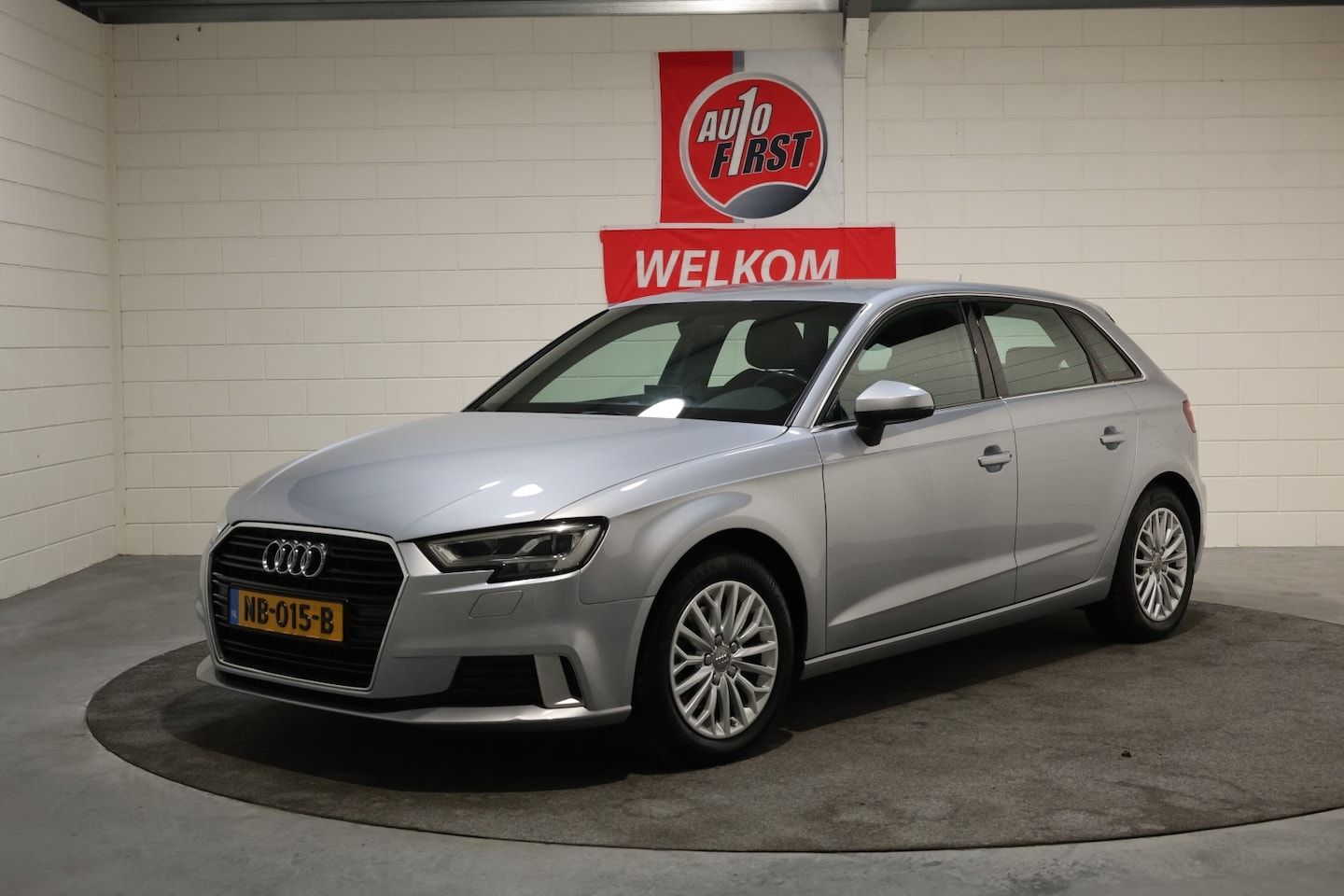Audi A3 Sportback - 1.0 TFSI Sport Lease Edition 1.0 TFSI Sport Lease Edition, Automaat, Leer, Sportstoelen, Lichtmetaal, Parkeersensoren a - AutoWereld.nl