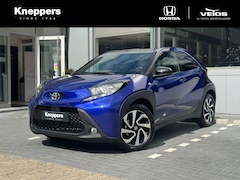 Toyota Aygo X - 1.0 VVT-i MT Pulse Apple/Android, Cruise, 17inch velgen, Voorstoelen verwarmd , All-in Rij