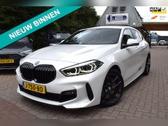 BMW 1-serie - 118i M-SPORT AUTOM/CRUISE/NAVI/CARPLAY/LEDER/AIRCO-ECC/CAMERA/XENON/NL-AUTO/CAMERA/BLUETOO