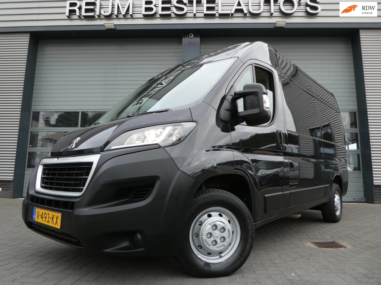 Peugeot Boxer - 330 2.0 BlueHDI L2H2, Euro 6, 130pk, Airco, Camera, 3-Zits. - AutoWereld.nl