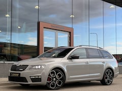 Skoda Octavia - 2.0 TSI RS 230 PK | Standkachel | Leder | Canton Audio | Navi | Stoelverwarming |