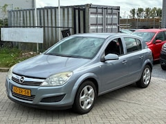 Opel Astra - 1.6 Business niuewe koppeling niuwe apk