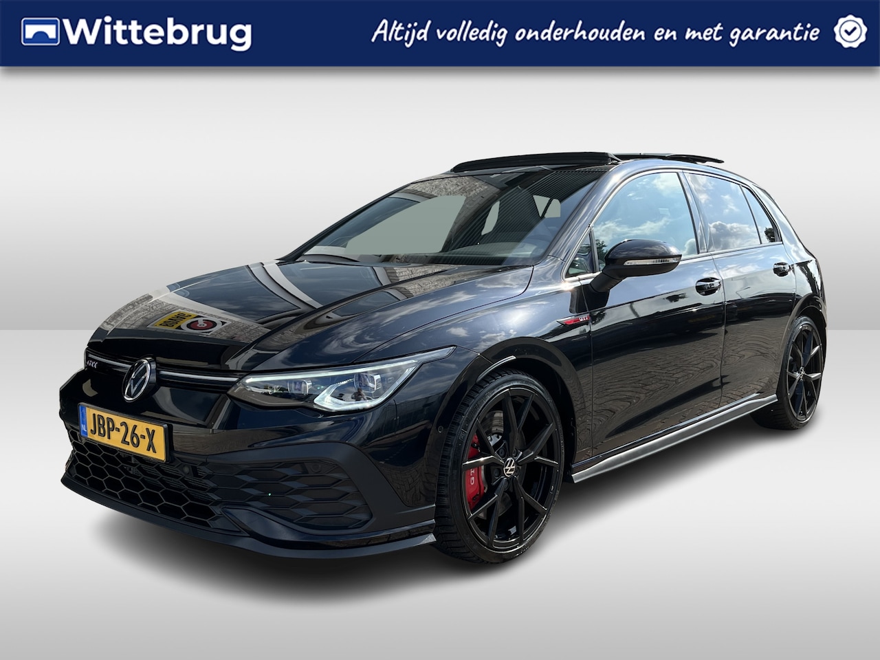 Volkswagen Golf - 2.0 TSI GTI Clubsport / AUTOMAAT/ 300 PK/ PANO/ LEER/ HARMAN KARDON/ ELEKTR STOEL/ STOEL V - AutoWereld.nl