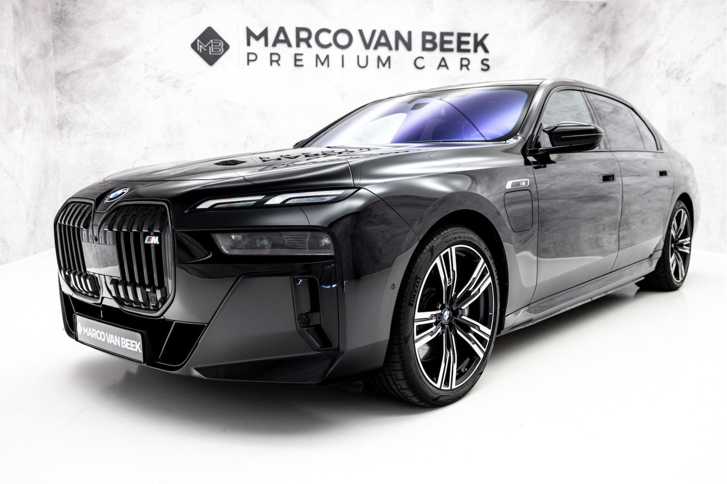 BMW 7-serie - M760e xDrive | Pano Sky Lounge | Stoelventilatie | Massage | VOL! - AutoWereld.nl