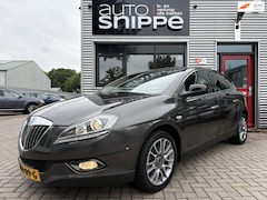 Lancia Delta - 1.4-16V Oro -150 PK-CLIMA-LEDER/ALCANTARA-CRUISECONTROL-LICHTMETALEN VELGEN-ISOFIX-NAVI-PD