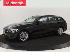 BMW 3-serie Touring - 320e Business Edition Plus | Trekhaak | Automaat | Carplay | Camera | Adaptive Cruise | Na