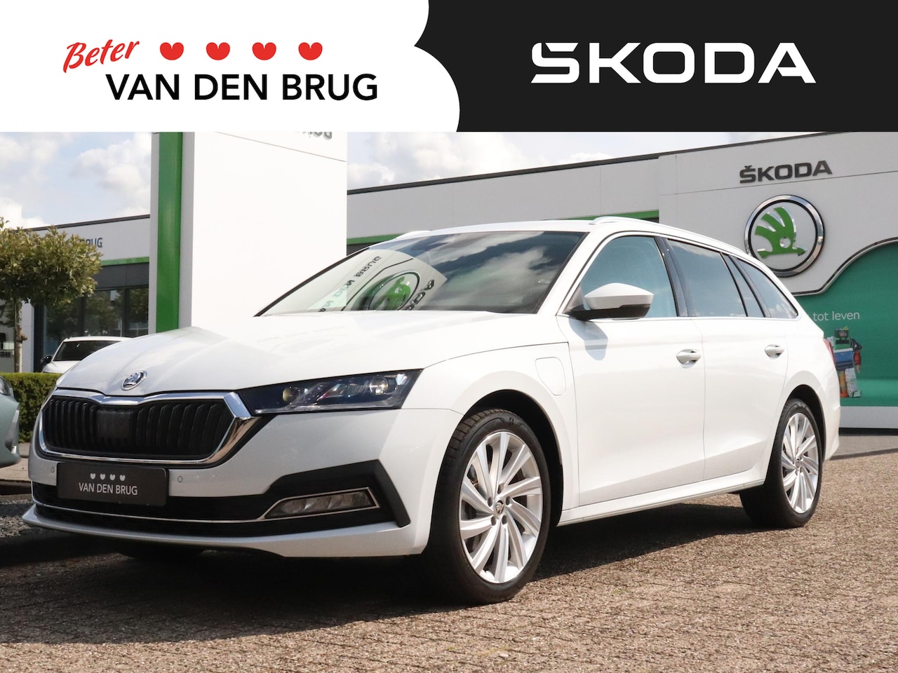 Skoda Octavia Combi - 1.4 TSI 204PK iV PHEV Business Edition | Wegklapbare trekhaak | Achteruitrijcamera | Elekt - AutoWereld.nl