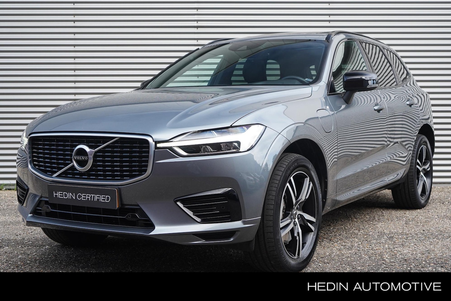 Volvo XC60 - T8 Twin Engine AWD R-Design | BLIS | Donker Glas | PDC V/A | Parkeercamera | Stoelverwarmi - AutoWereld.nl