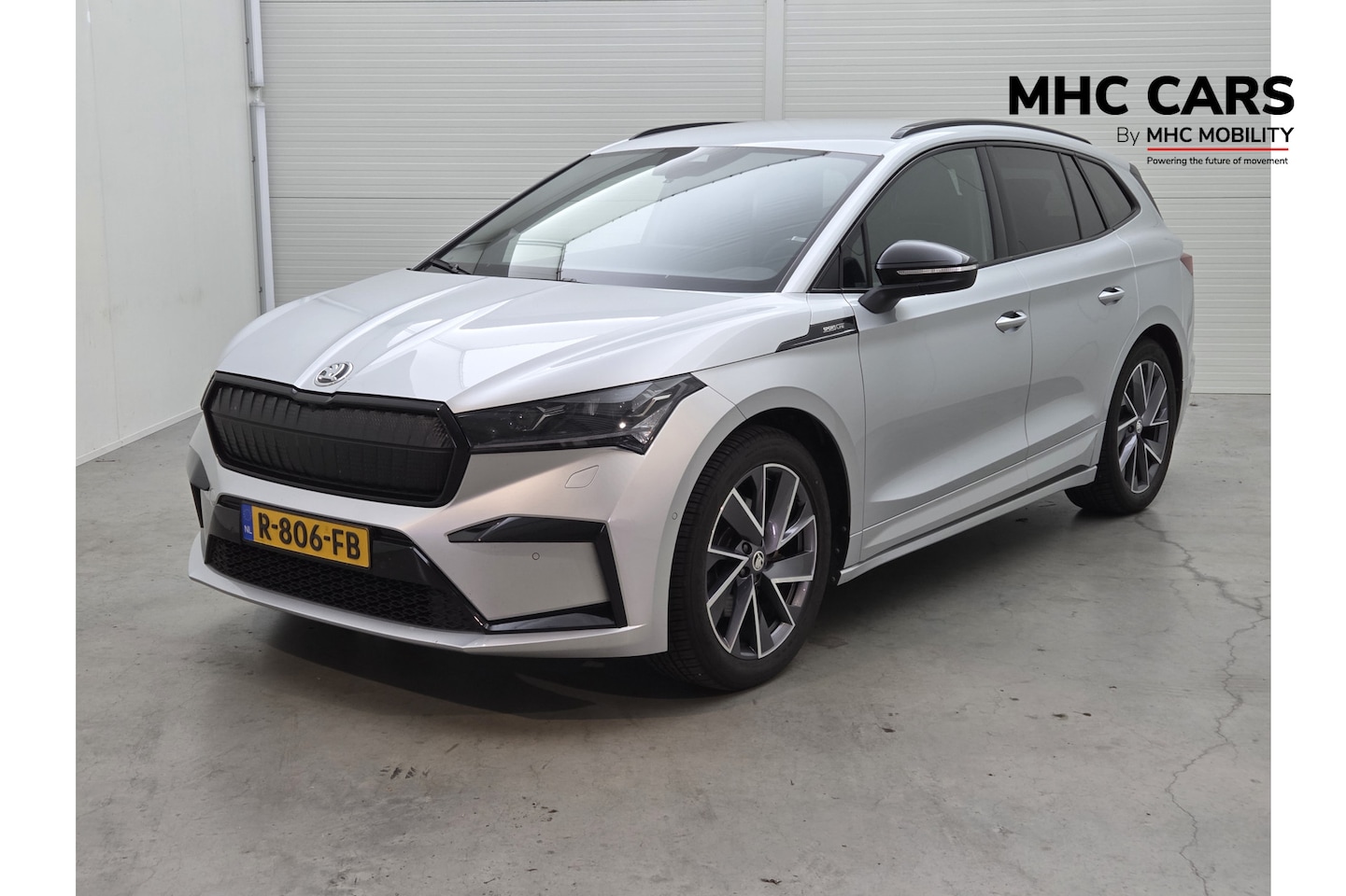 Skoda Enyaq iV - 60 Sportline | Trekhaak | ACC | Stoelverwarming | Camera |* - AutoWereld.nl