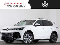 Volkswagen Tiguan - R-Line-Edition 1.5 eHybrid 204 pk | Trekhaak | Panoramadak | Stuur & Stoelverwarming |