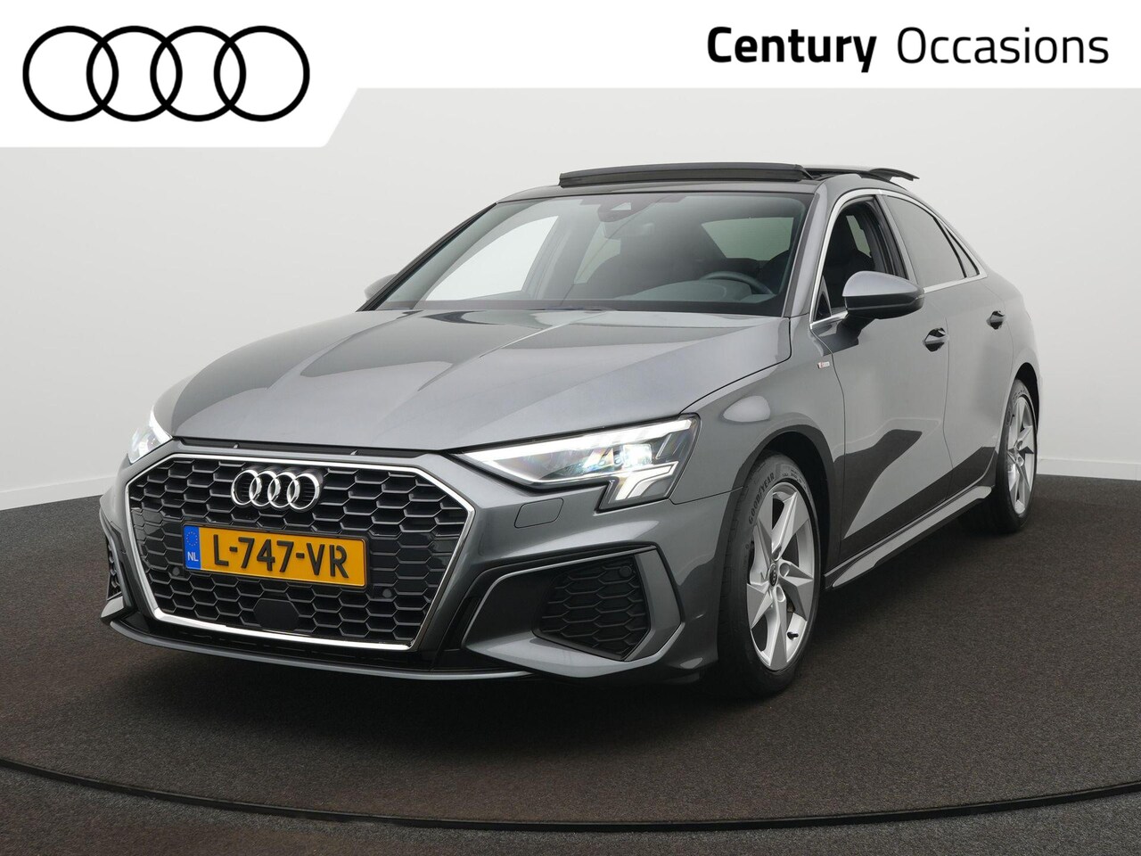 Audi A3 Limousine - 30 TFSI S edition S-Line | Panodak | Virtual | Navi - AutoWereld.nl