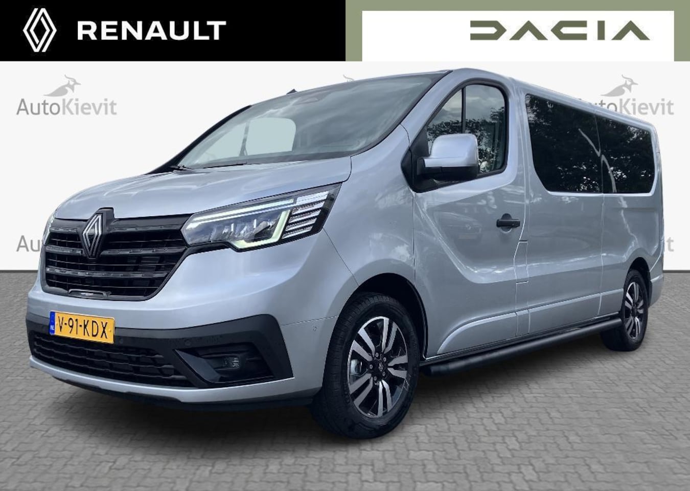 Renault Trafic - 2.0 Blue dC1 150 EDC T30 L2H1 Extra - 125th Anniversary - Alarm / Trekhaak /  Reservewiel - AutoWereld.nl