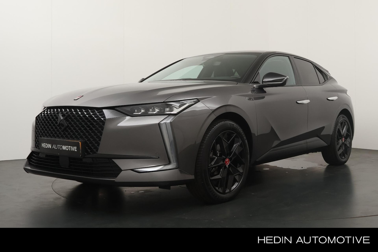 DS 4 - 1.2 130PK Automaat Performance Line | Navigatie | Camera | Climate control | Carplay | LED - AutoWereld.nl