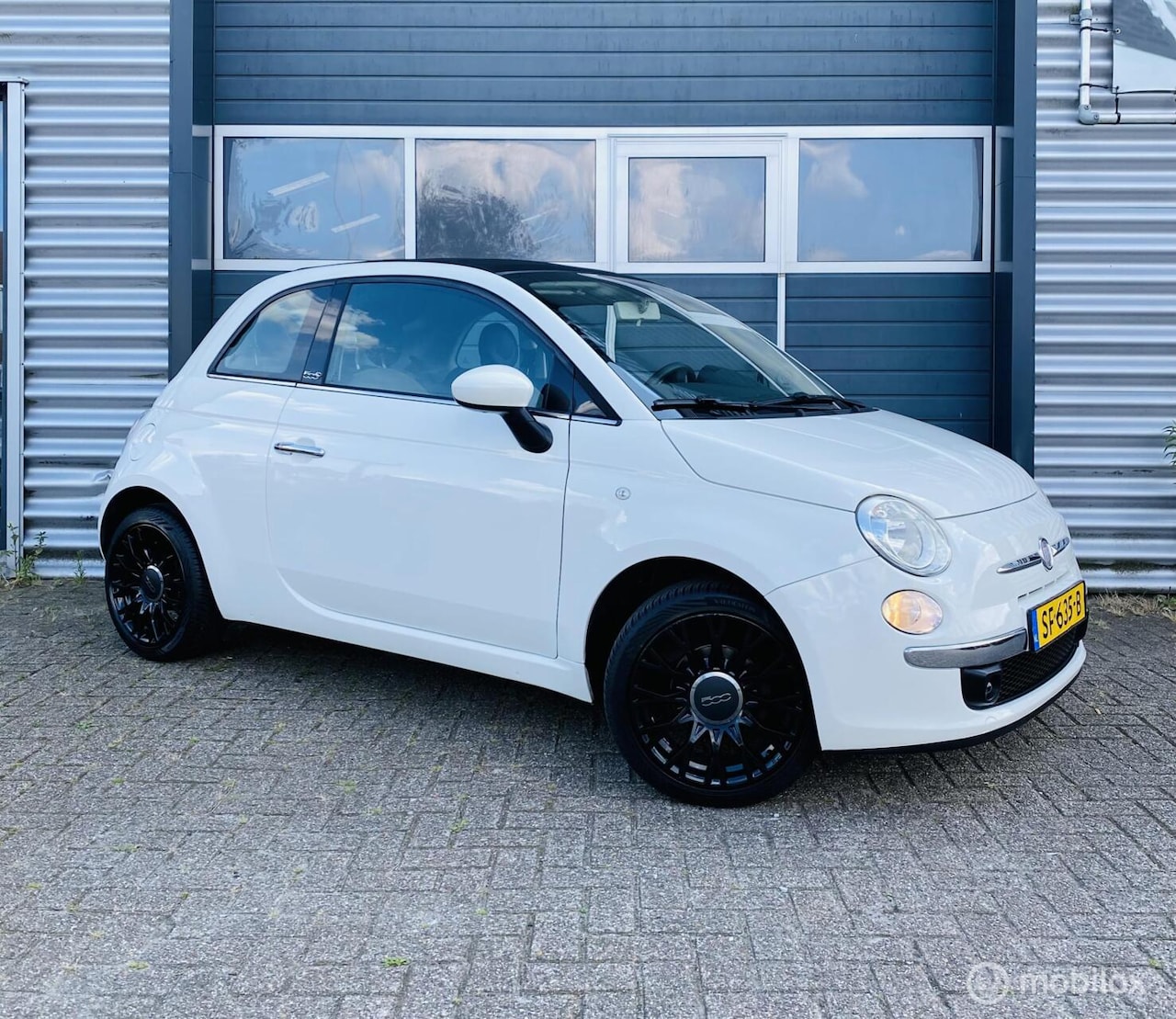 Fiat 500 - 1.2 Cabrio Sport 2012|LM Velgen|Airco|100% O-houd| - AutoWereld.nl