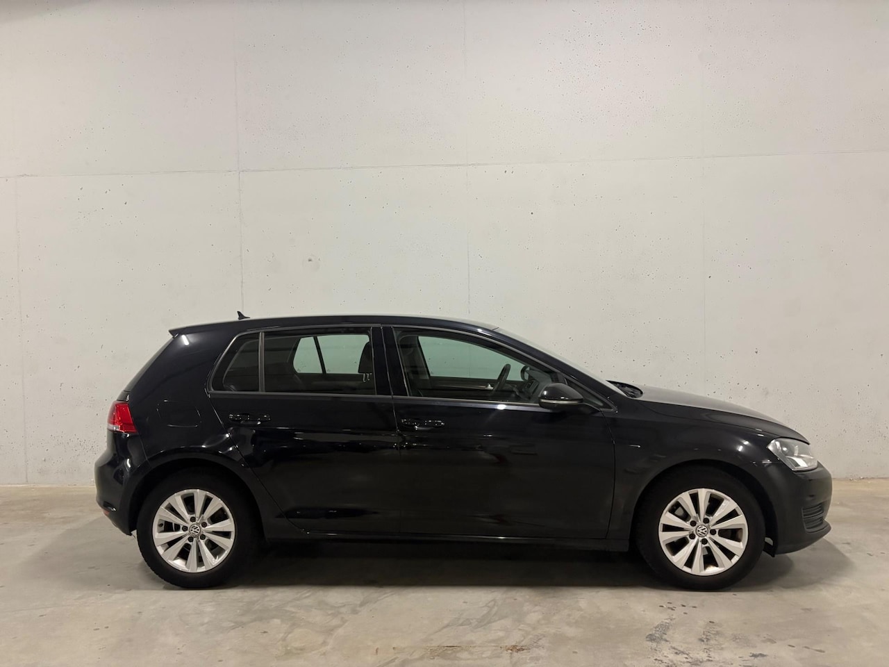 Volkswagen Golf - 1.2 TSI Highline Navi Clima 5drs Automaat APK NAP - AutoWereld.nl