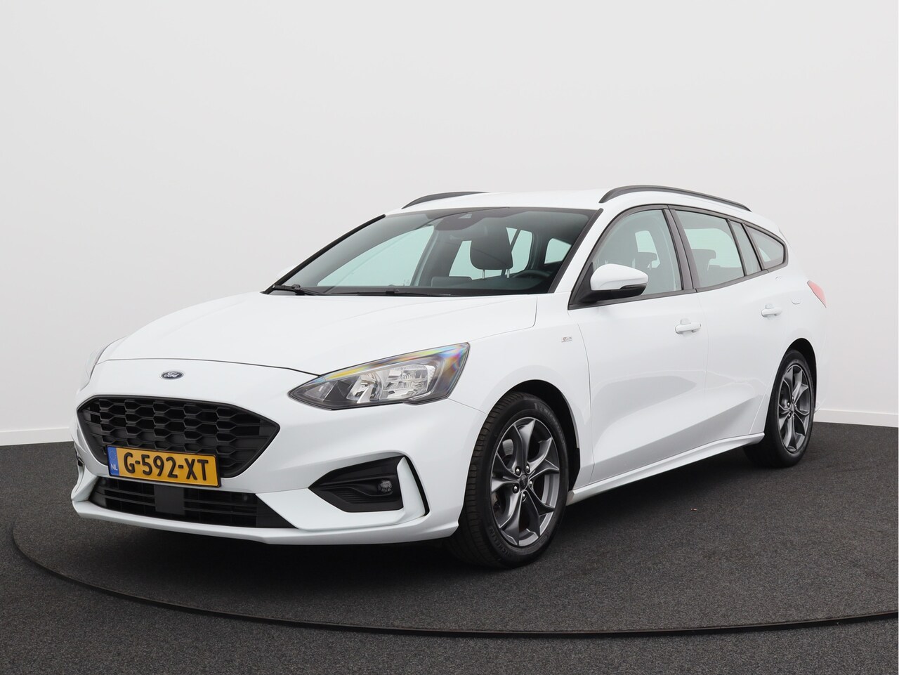 Ford Focus Wagon - 1.0 EcoBoost ST Line Business 1.0 EcoBoost ST Line Business - AutoWereld.nl