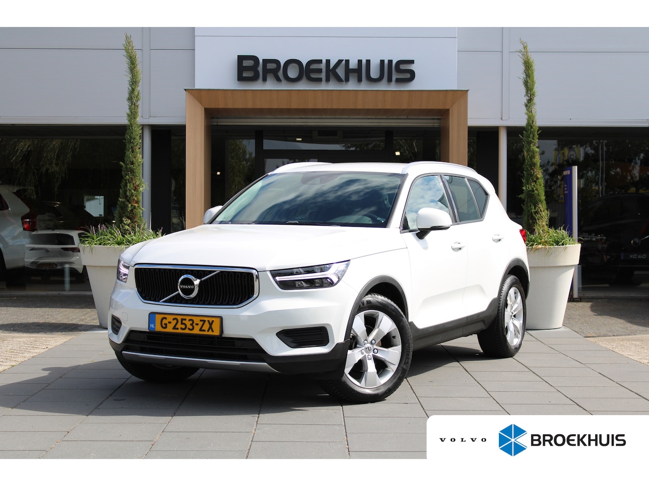 Volvo XC40 - 1.5 T3 Momentum Pro 1.5 T3 Momentum Pro - AutoWereld.nl