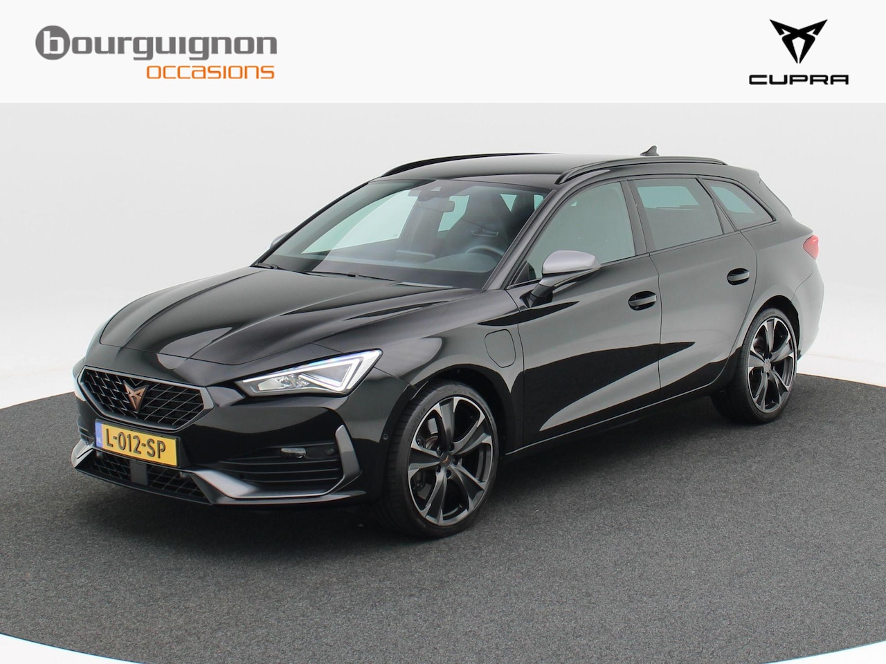 CUPRA Leon Sportstourer - 1.4 245 Pk Automaat e-Hybrid VZ Adrenaline | Full LED | Camera | Carplay | Adaptive Cruise - AutoWereld.nl