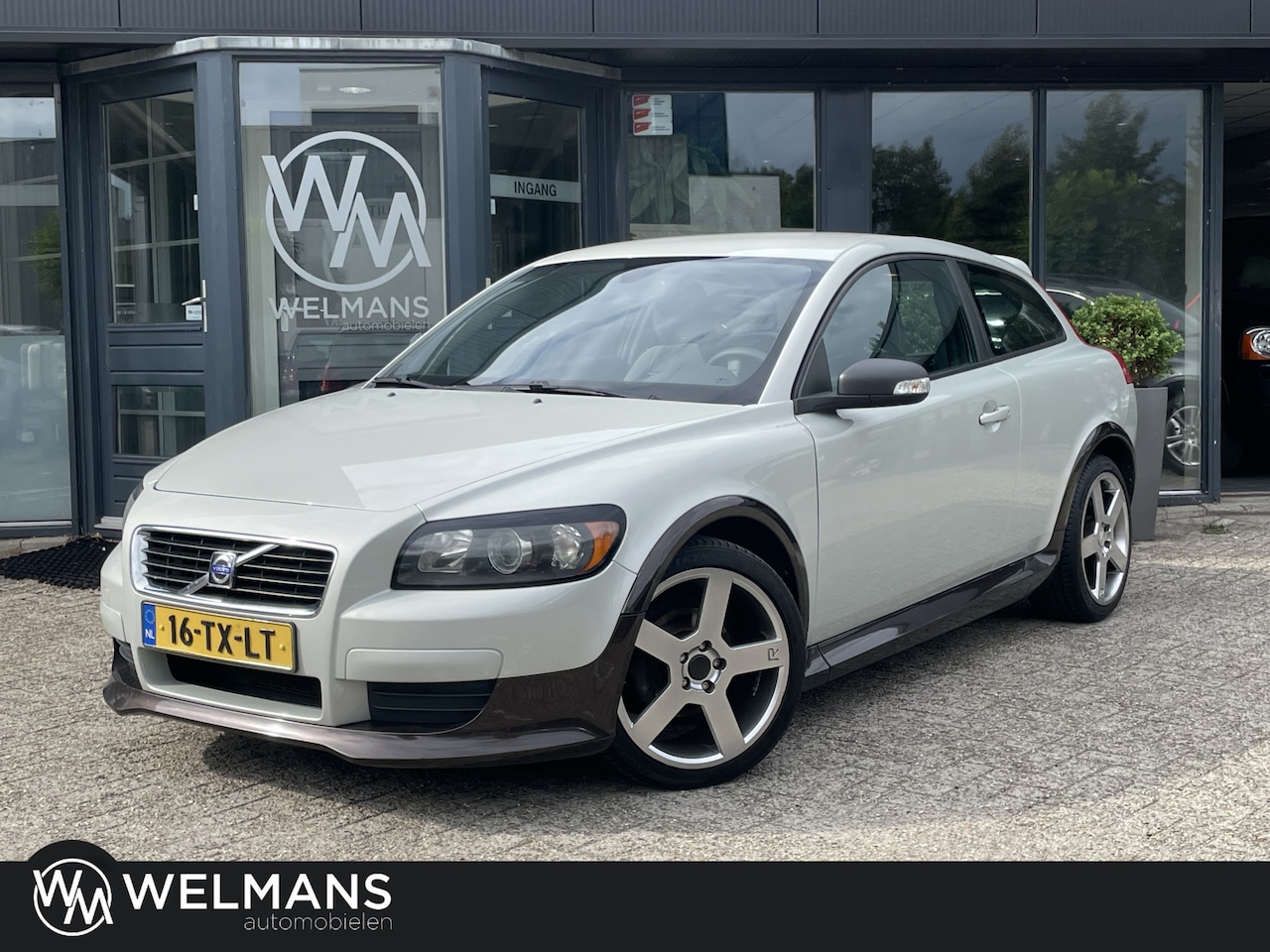 Volvo C30 - 1.6 Youngtimer | Bodykit l 17 inch | Cruise | Orig NL NAP - AutoWereld.nl