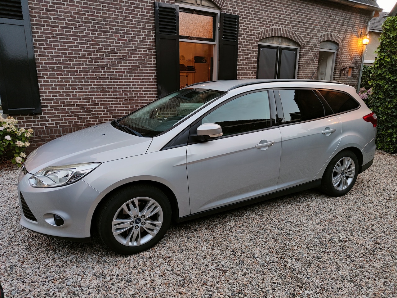 Ford Focus Wagon - 1.6 TI-VCT Trend - AutoWereld.nl