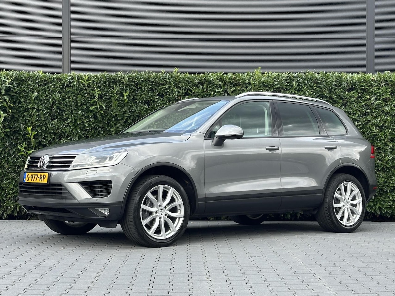 Volkswagen Touareg - 3.0 TDI EURO 6, LEDER, CRUISE, NAVI, CAMERA, ECC-AIRCO, STOEL/STUURVERWARMING, TREKHAAK, L - AutoWereld.nl