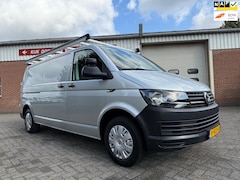 Volkswagen Transporter - 2.0 TDI L2H1 bott bedrijfswagen inrichting navi euro 6