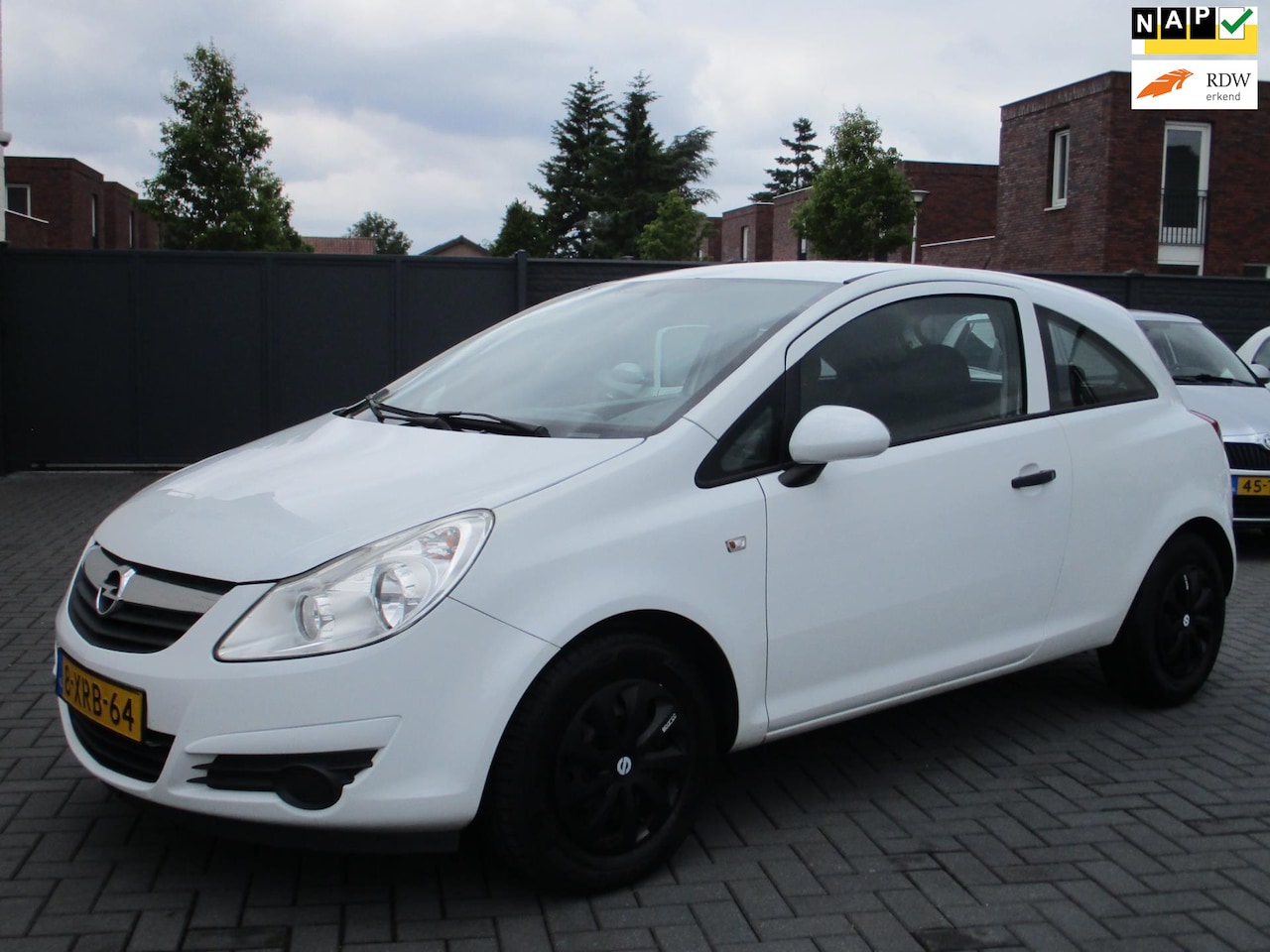 Opel Corsa - 1.2 EcoFlex Selection Airco ! - AutoWereld.nl