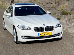 BMW 5-serie - 535i High Executive Schuif/Kanteldak, Adap. Cruise, HUD, Vol!