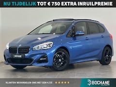 BMW 2-serie Active Tourer - 218i High Executive | M Sport | Panoramadak | Trekhaak afneembaar | Parkeersensoren voor,