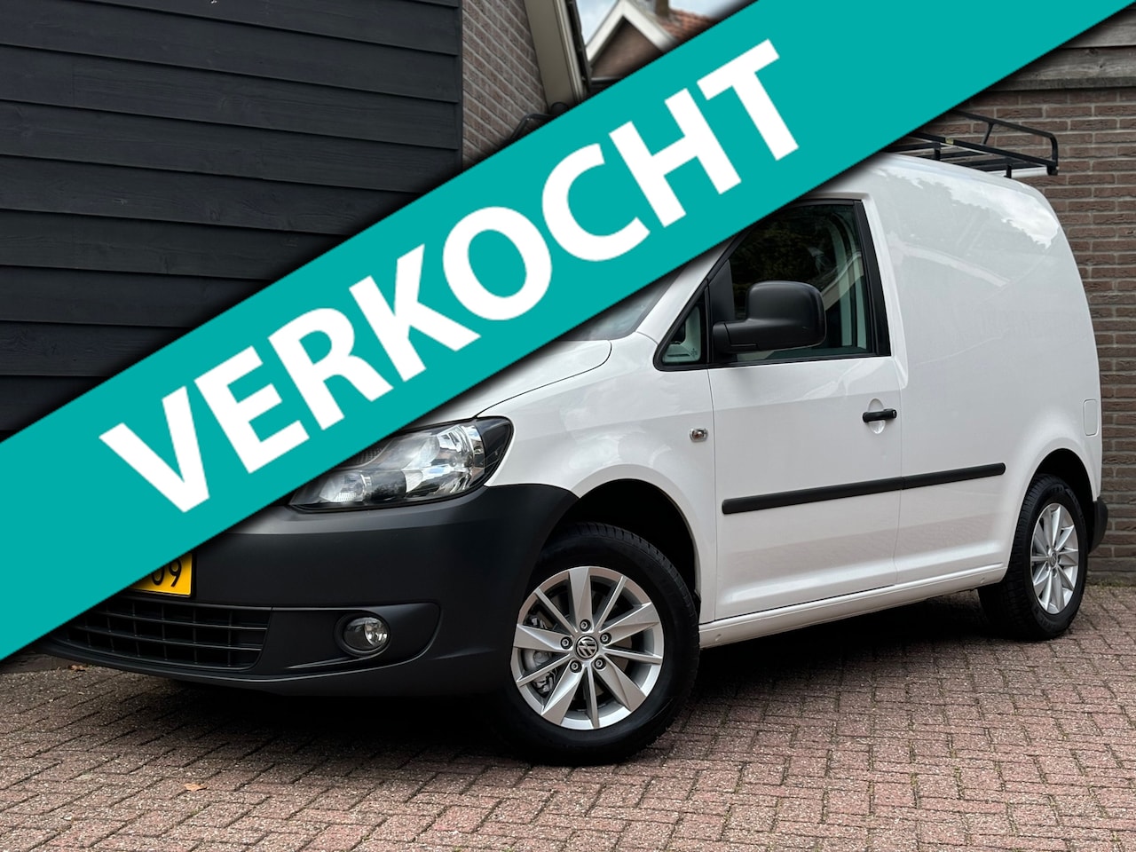 Volkswagen Caddy - 1.6 TDI | Trekhaak | 102PK | PDC | Cruise | Airco | Eerste eigenaar - AutoWereld.nl