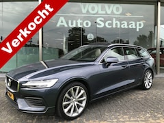 Volvo V60 - 2.0 T4 Momentum Pro Automaat | Rijklaar incl 12 mnd Bovag | Panoramadak Trekhaak Camera St