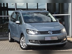 Volkswagen Sharan - 2.0TSI Highline 7p DSG Airco Nav. Pano Automatisch Inparkeer Lijn Assist Led Trekhaak Deur