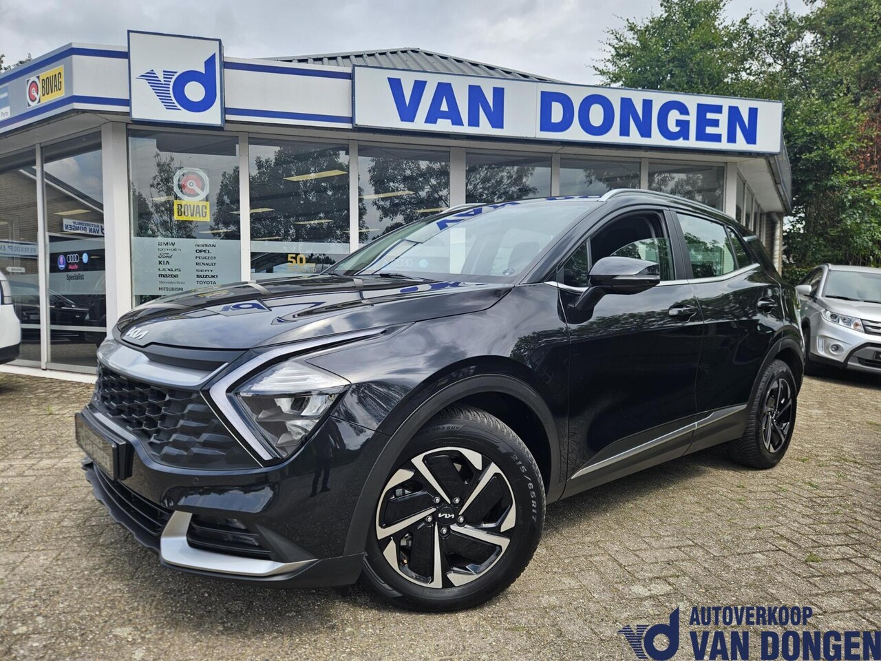 Kia Sportage - 1.6 T-GDi MHEV DynamicLine | Automaat | 2023 / 13.500 KM - AutoWereld.nl