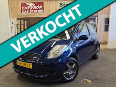 Toyota Yaris - 1.3 VVTi Sol/AIRCO/N.A.P/APK 08-2026/