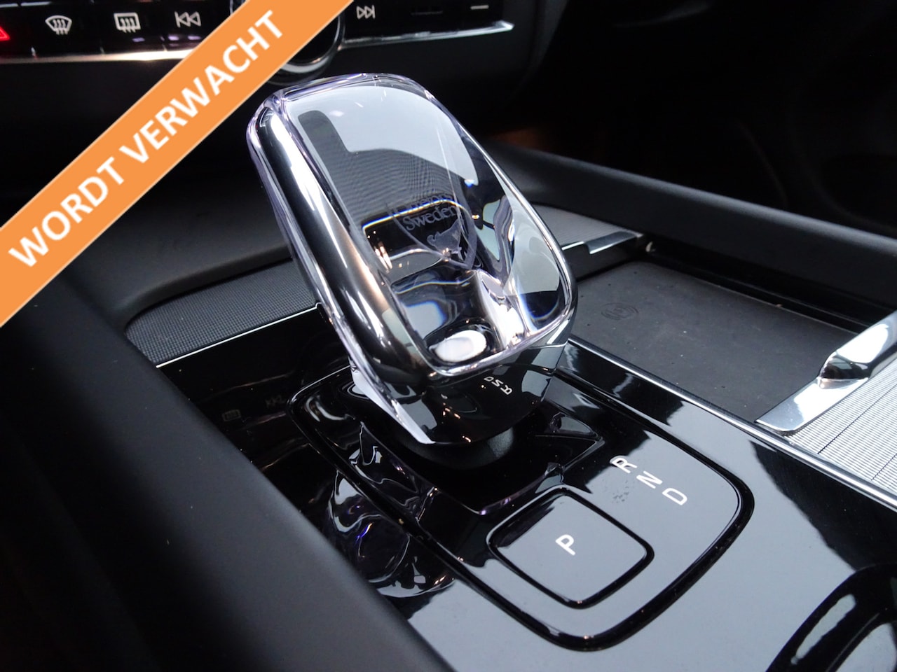 Volvo V60 - 2.0 B4 Business Pro 2.0 B4 Business Pro - AutoWereld.nl