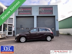Mercedes-Benz B-klasse - 180 d Edition Leder Opendak Trekhaak Automaat