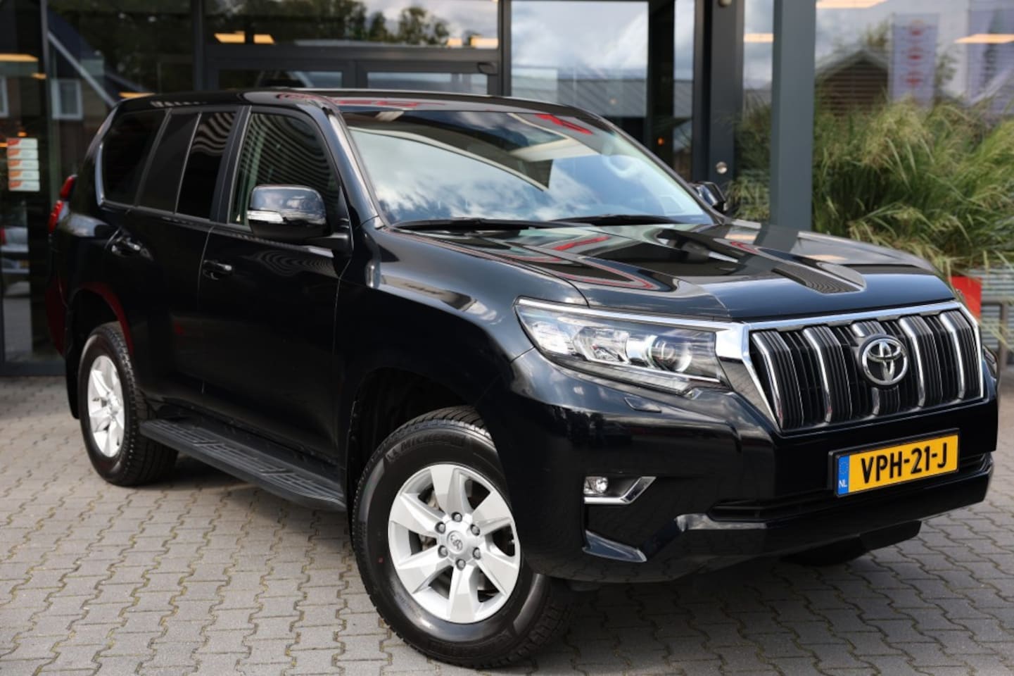 Toyota Land Cruiser 150 - 2.8 D-4D 5DRS CHALLENGER A/T VAN - AutoWereld.nl