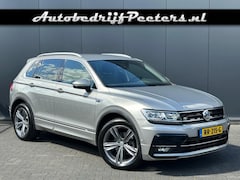 Volkswagen Tiguan - 1.4 TSI R-Line 1e eigenaar V-cockpit LED ACC Camera Trekhaak NL-auto