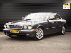 Jaguar XJ - 4.2 V8 Executive | CATS Suspension | Keurig exemplaar | Youngtimer |