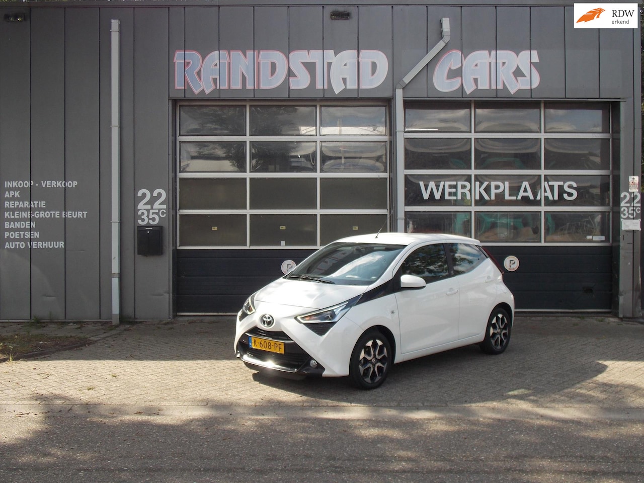 Toyota Aygo - 1.0 VVT-i x-play Automaat Camera Airco Elek Pakket 5Deurs 2020bj GARANTIE - AutoWereld.nl