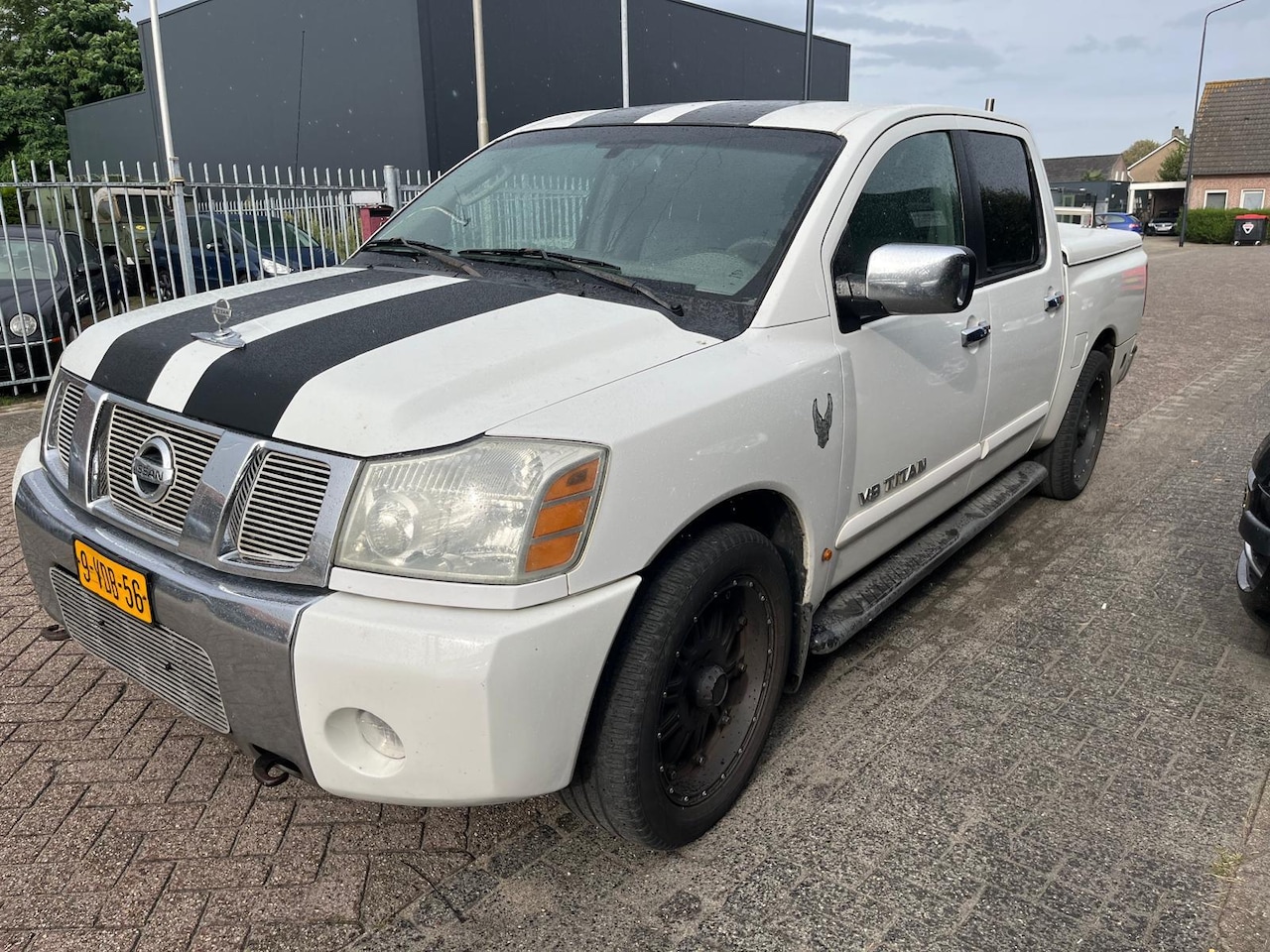 Nissan Titan - V8 - AutoWereld.nl