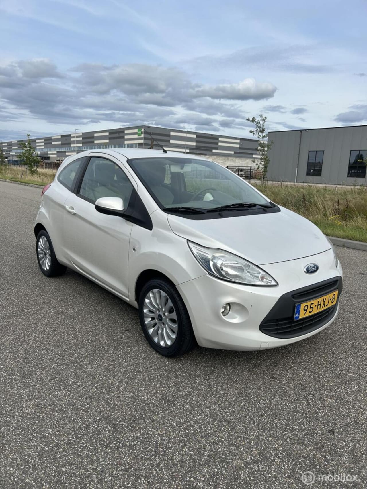 Ford Ka - 1.2 Titanium 1.2 Titanium Nieuwstaat - AutoWereld.nl